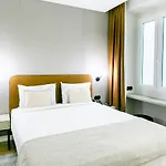 Lx Soho Boutique By Ridan